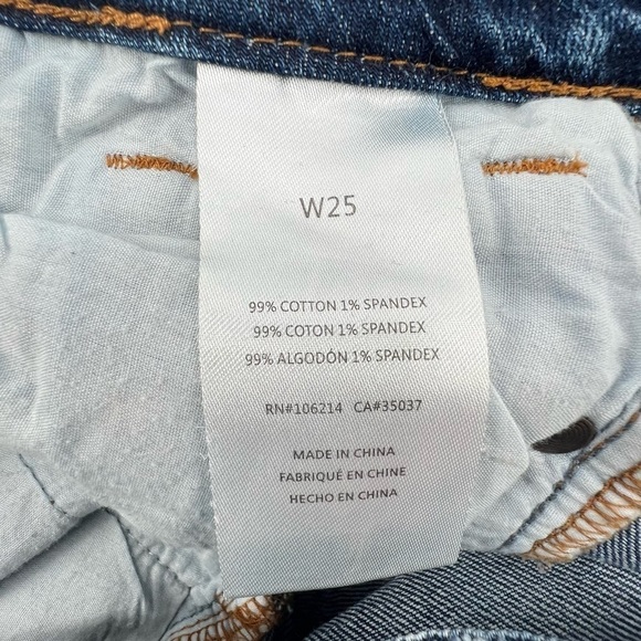 Joe's Jeans Distressed Jean Shorts Size 25 Junior’s - Picture 4 of 6